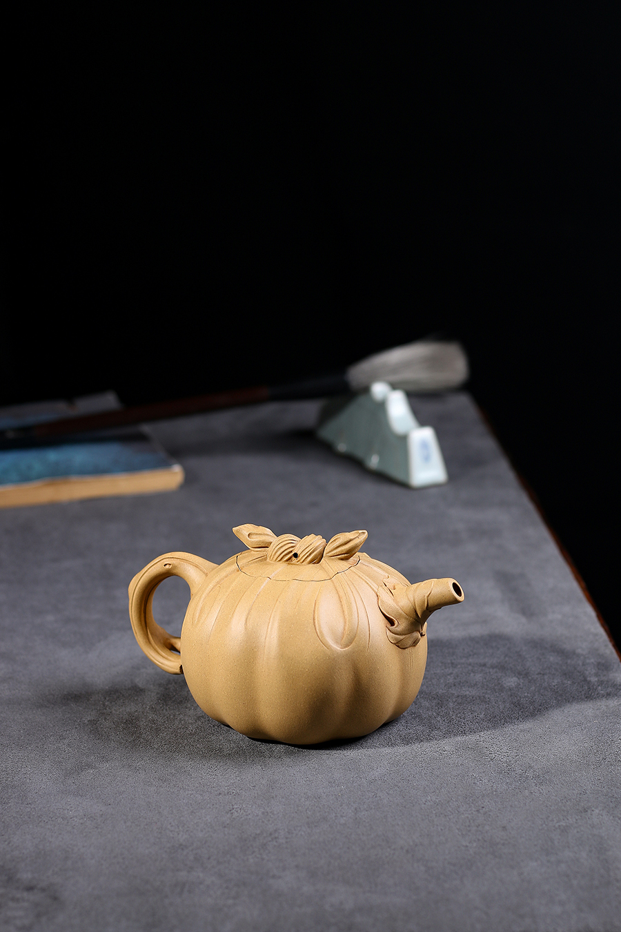 名家储亦斌作品《包袱》