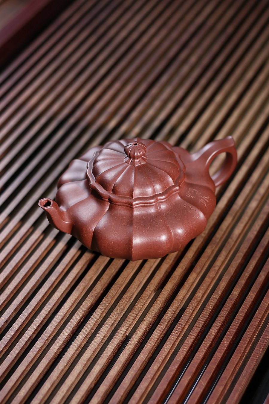 名家吴永明作品《筋纹扁樱》