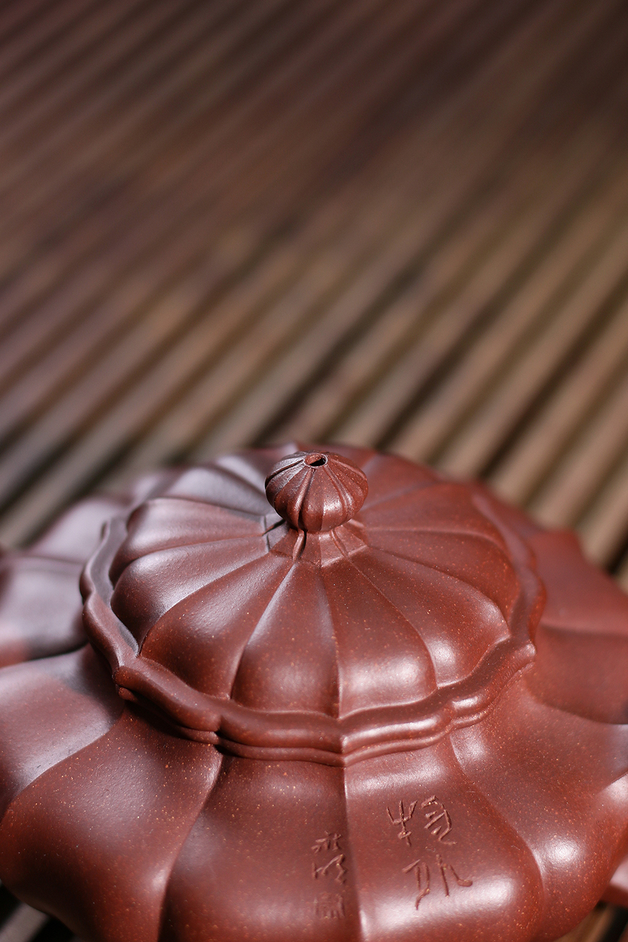 名家吴永明作品《筋纹扁樱》