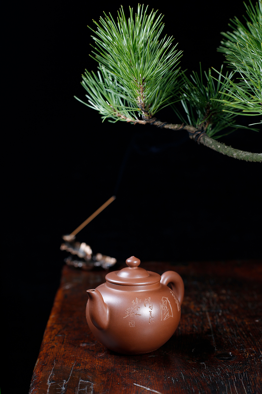 名家鲍志强作品《陶缘》