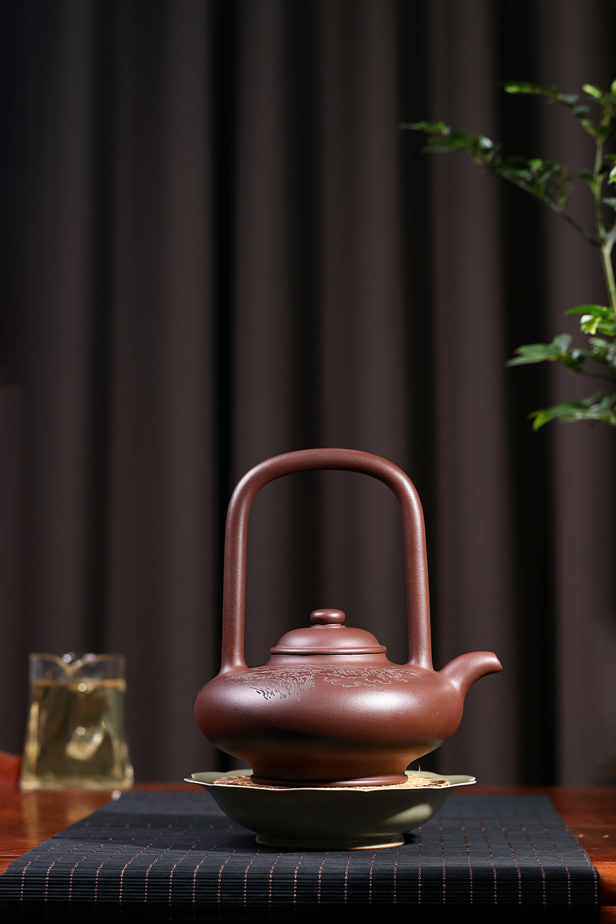 毛国强作品《神州提梁》