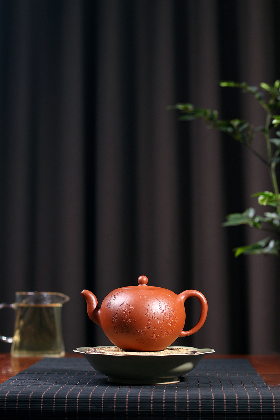 名家季益顺作品《全手小一粒珠(范曾书画·鲍志强陶刻)》