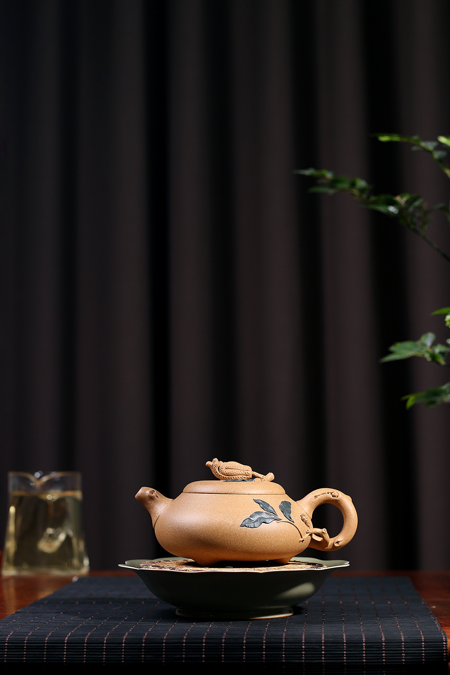 名家蒋艺华作品《佛手》