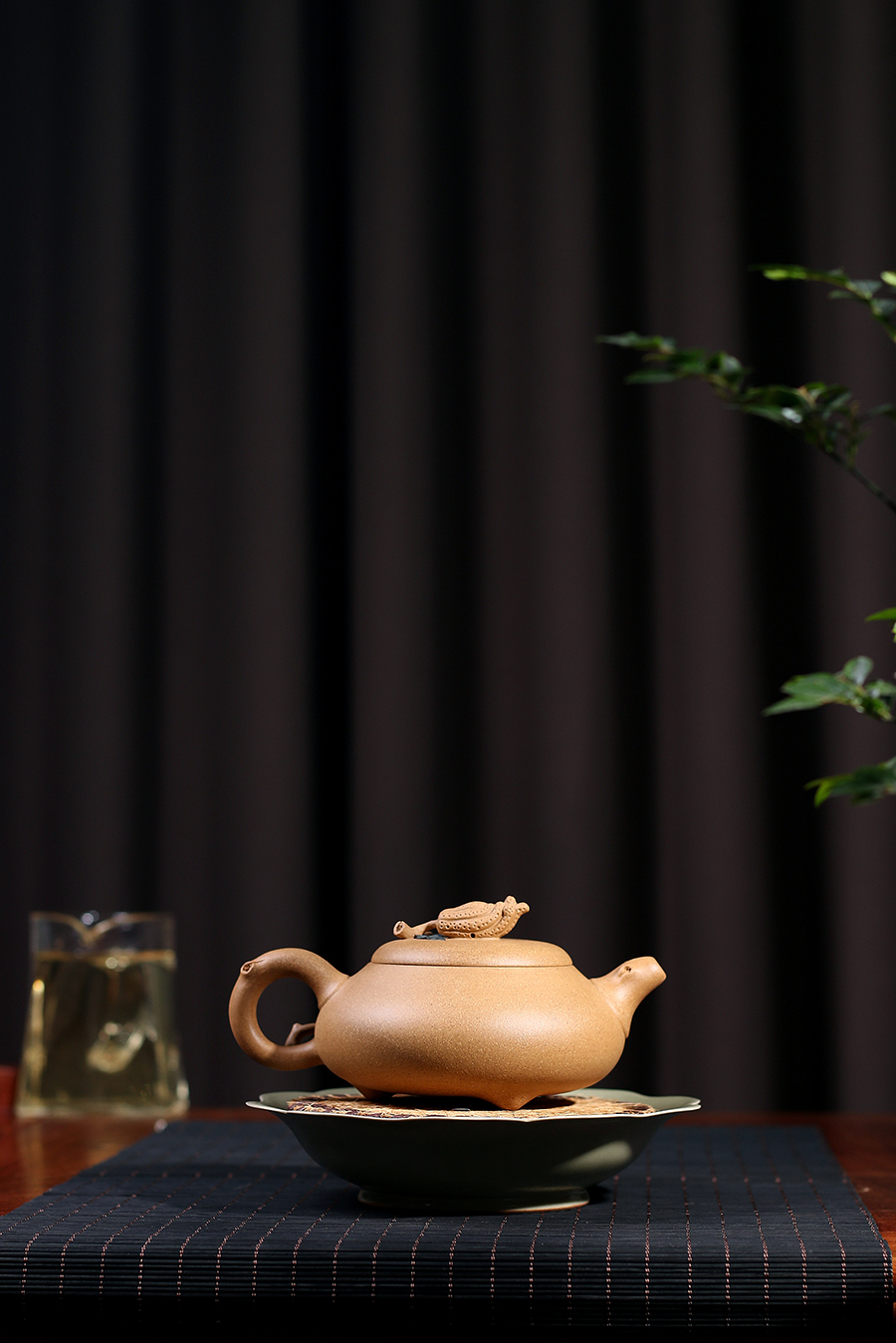 名家蒋艺华作品《佛手》