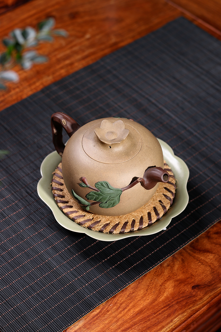 名家高建芳作品《石榴》