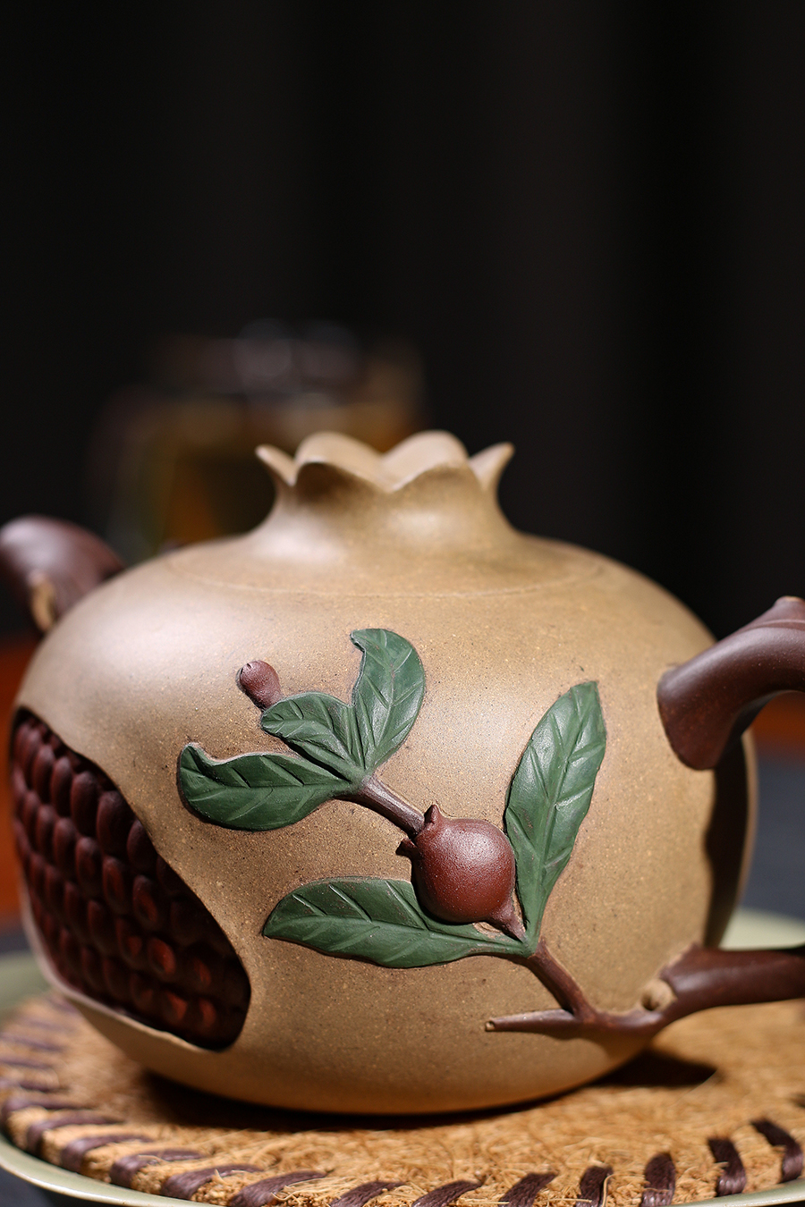 名家高建芳作品《石榴》