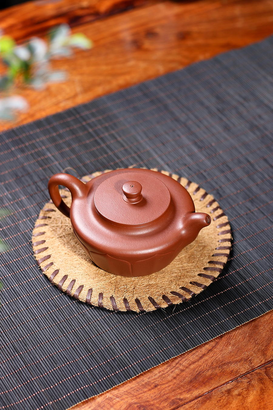 名家吴东瑾作品《花莲》