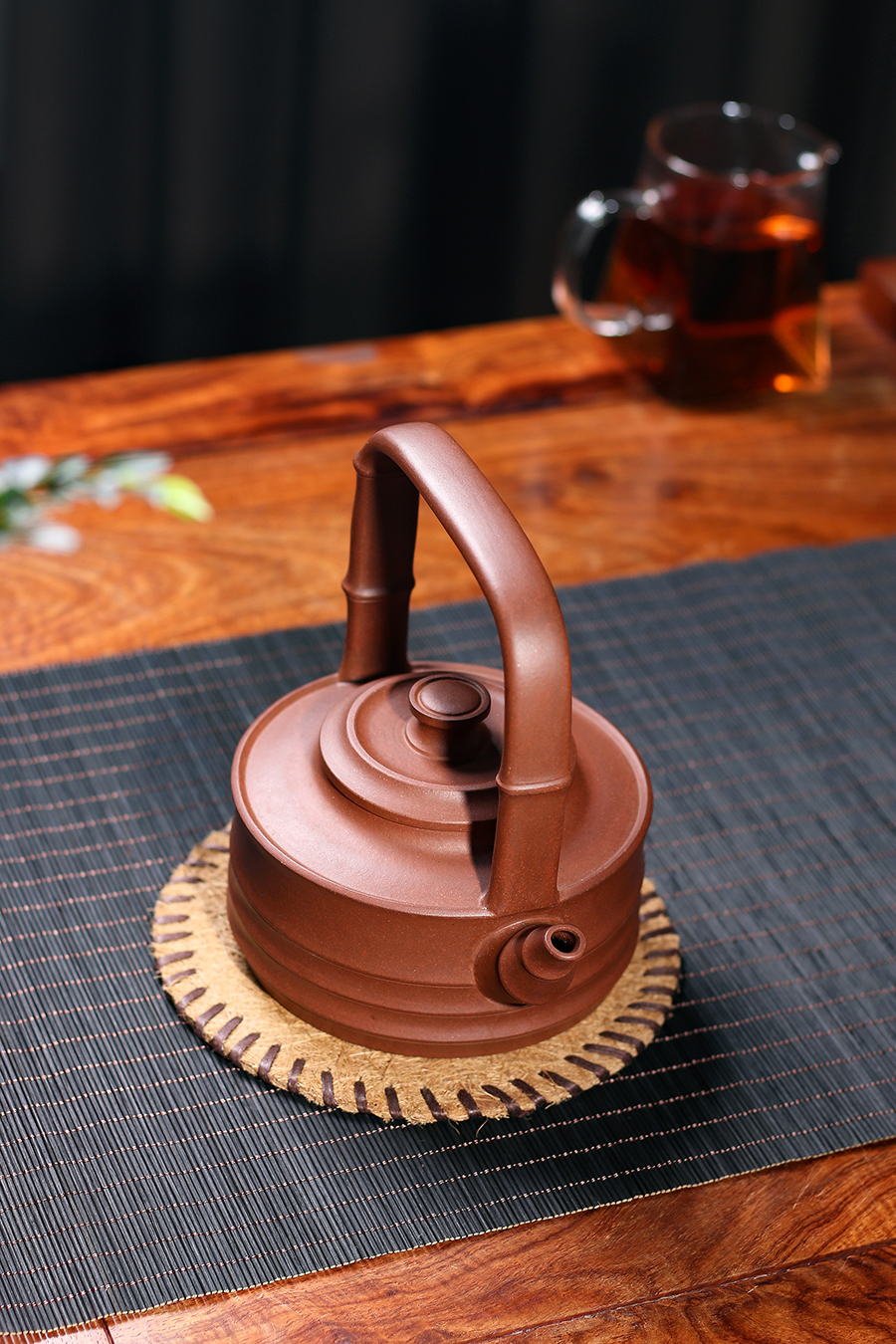 名家李碧芳作品《君子提梁》