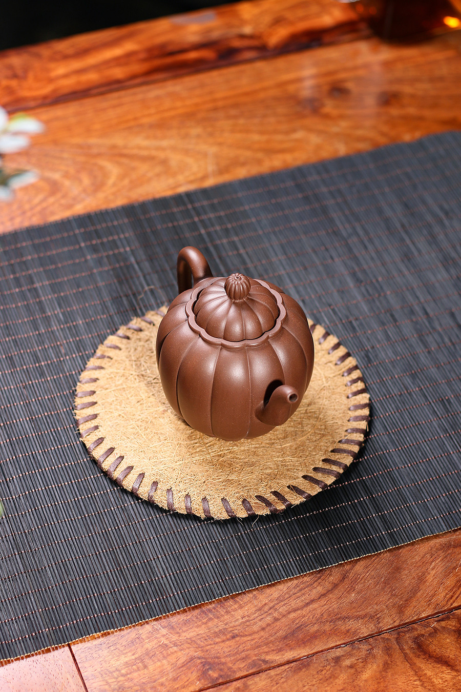 名家朱晓东作品《筋纹宫灯(老紫泥)》