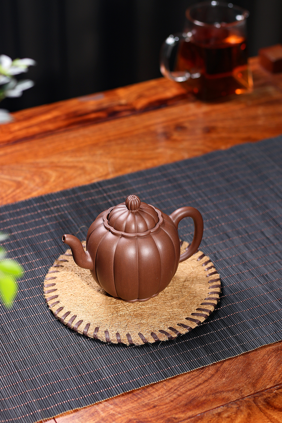 名家朱晓东作品《筋纹宫灯(老紫泥)》