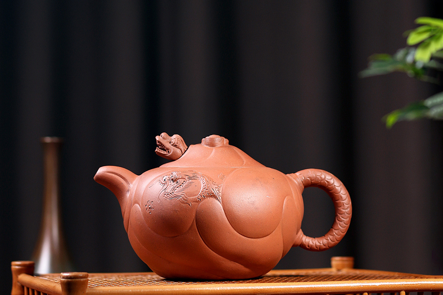 名家唐凤芝作品《全手鱼化龙》