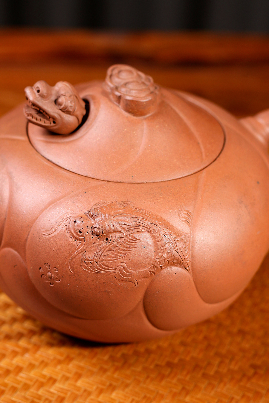 名家唐凤芝作品《全手鱼化龙》