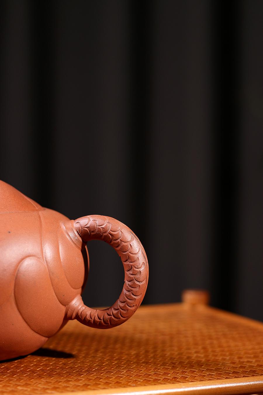 名家唐凤芝作品《全手鱼化龙》