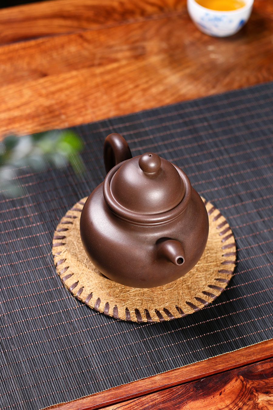 名家鲍廷博作品《掇球》