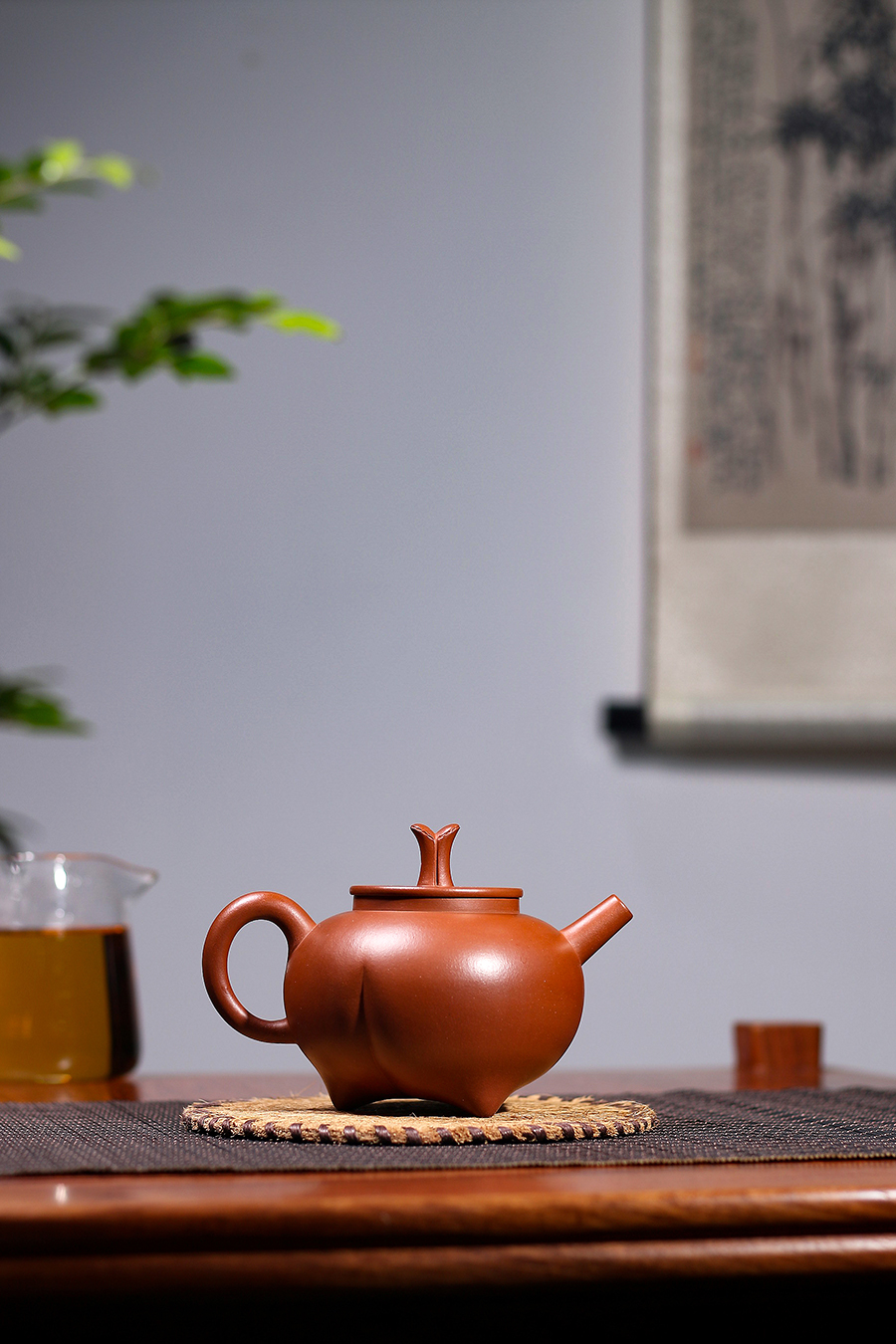 名家张静作品《灵桃玉蒂》