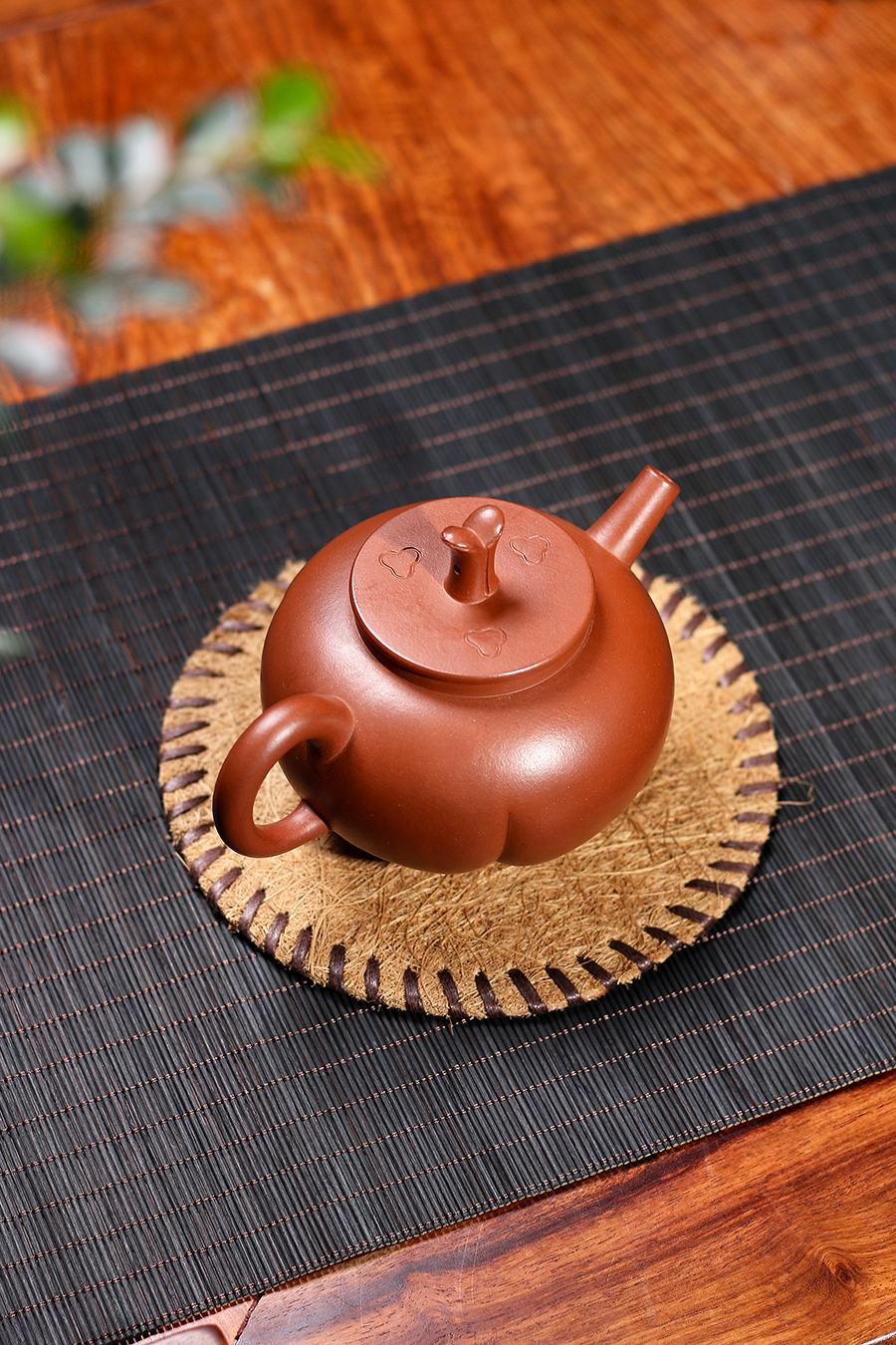 名家张静作品《灵桃玉蒂》