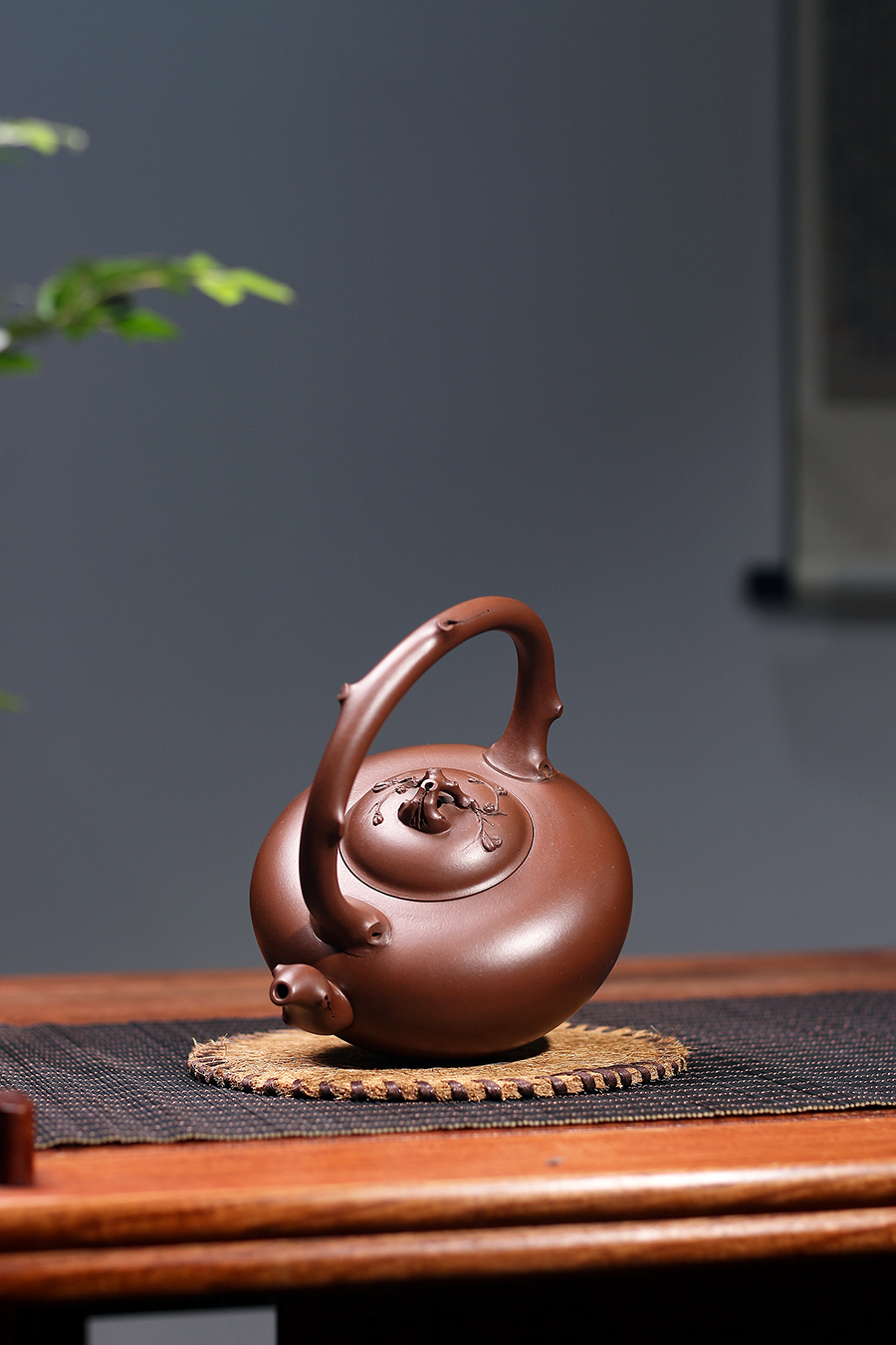 名家葛明仙作品《全手梅花提梁》