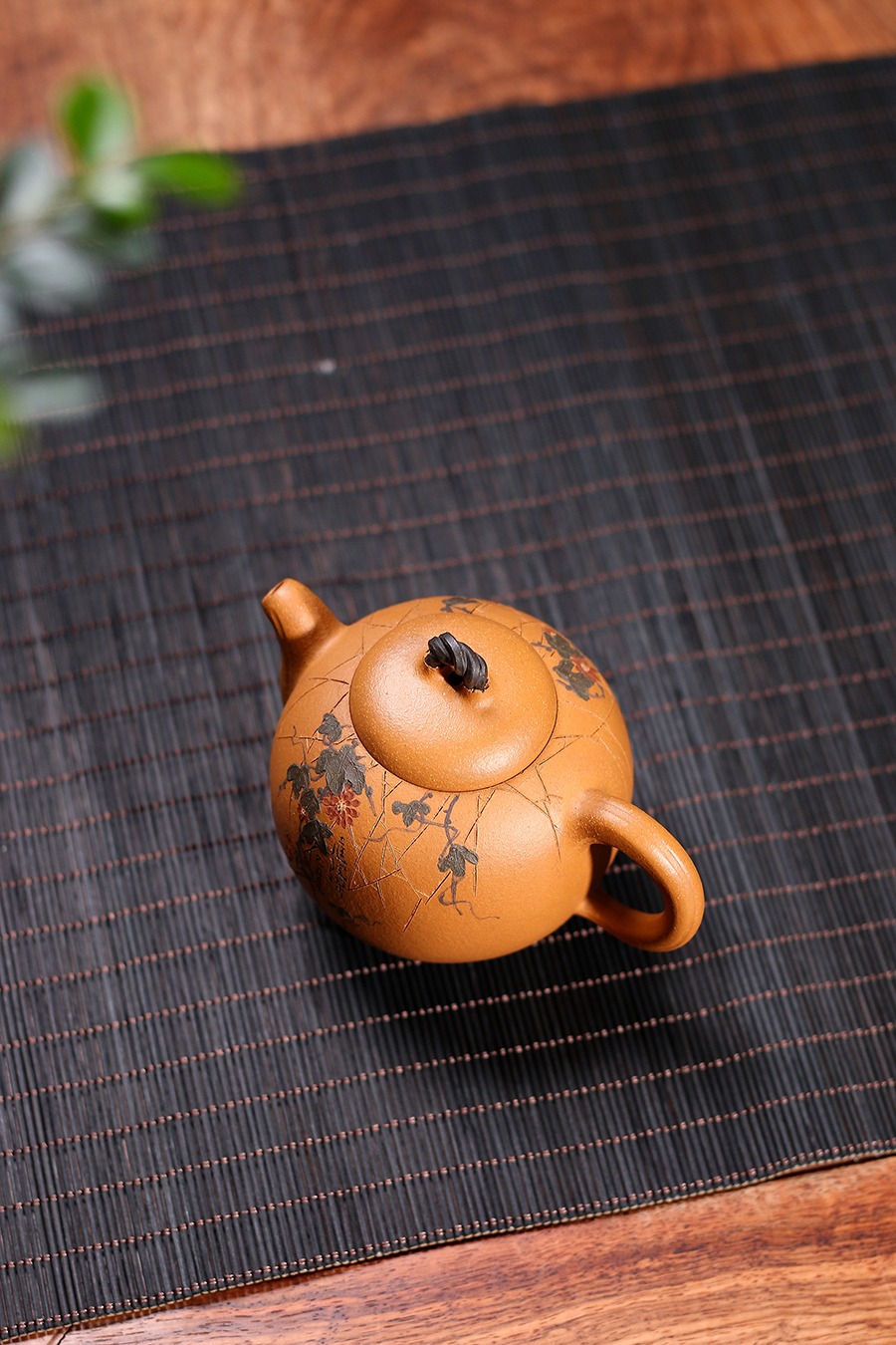 名家储集泉作品《庭院深深》