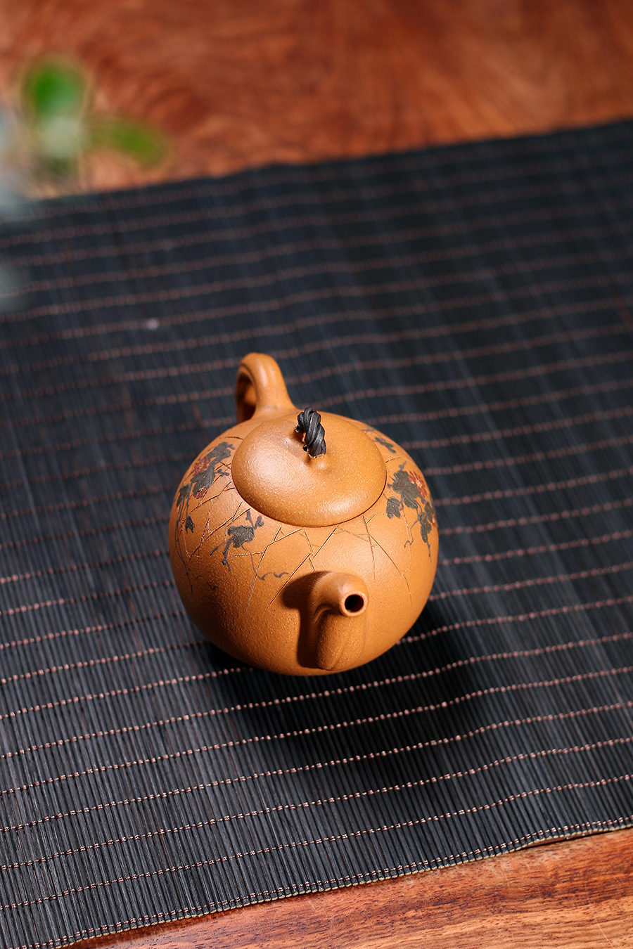 名家储集泉作品《庭院深深》