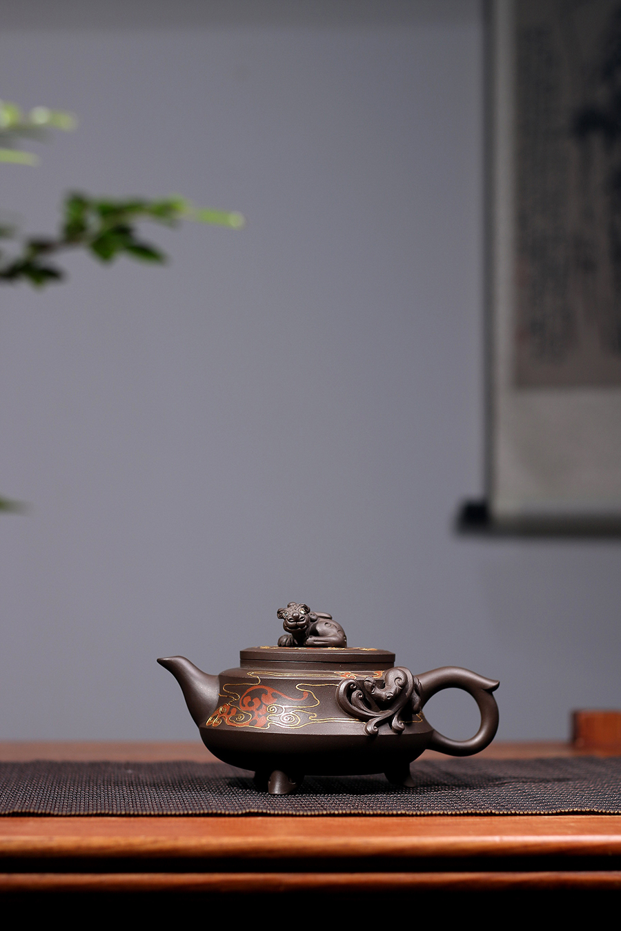 名家鲍仲梅作品《祥云献瑞》