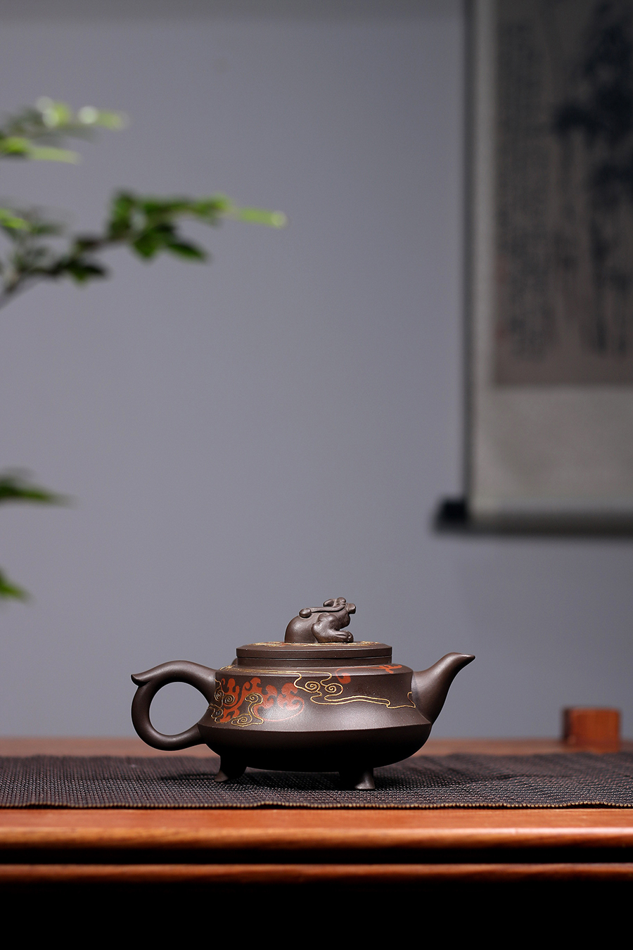 名家鲍仲梅作品《祥云献瑞》