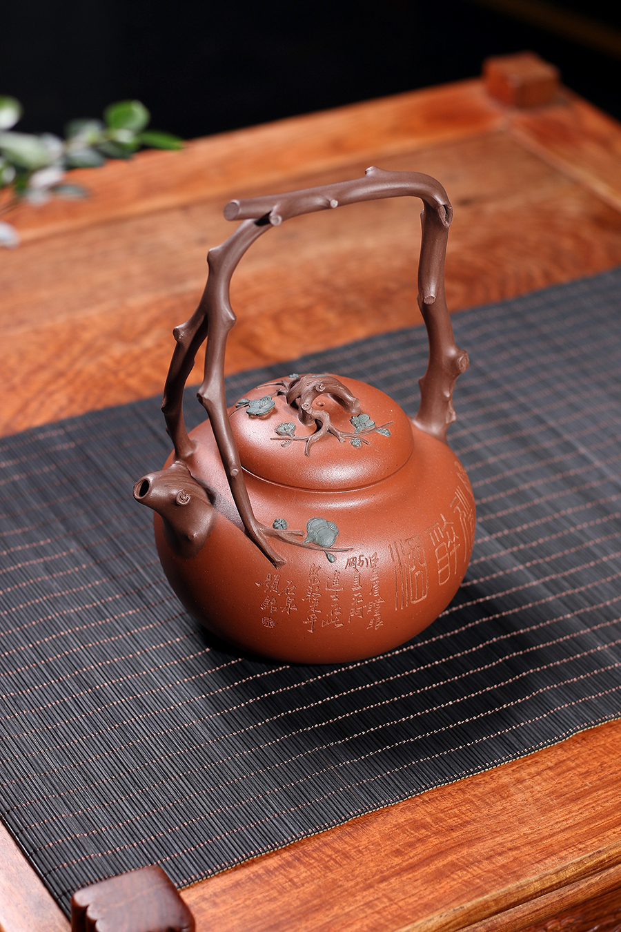 名家范洪泉作品《东坡提梁(谭泉海铭)》