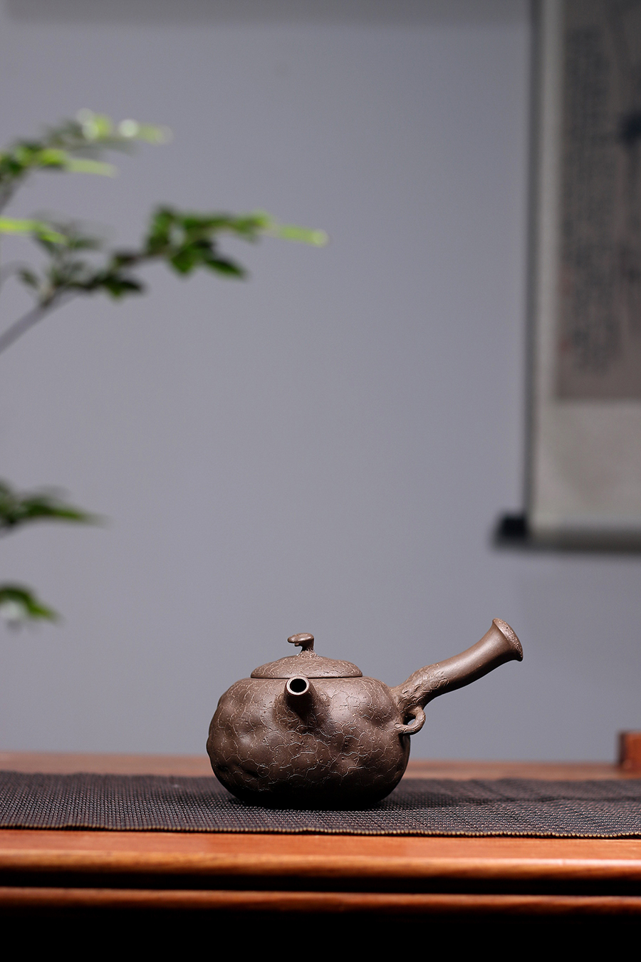 名家徐达明作品《灵芝供春》