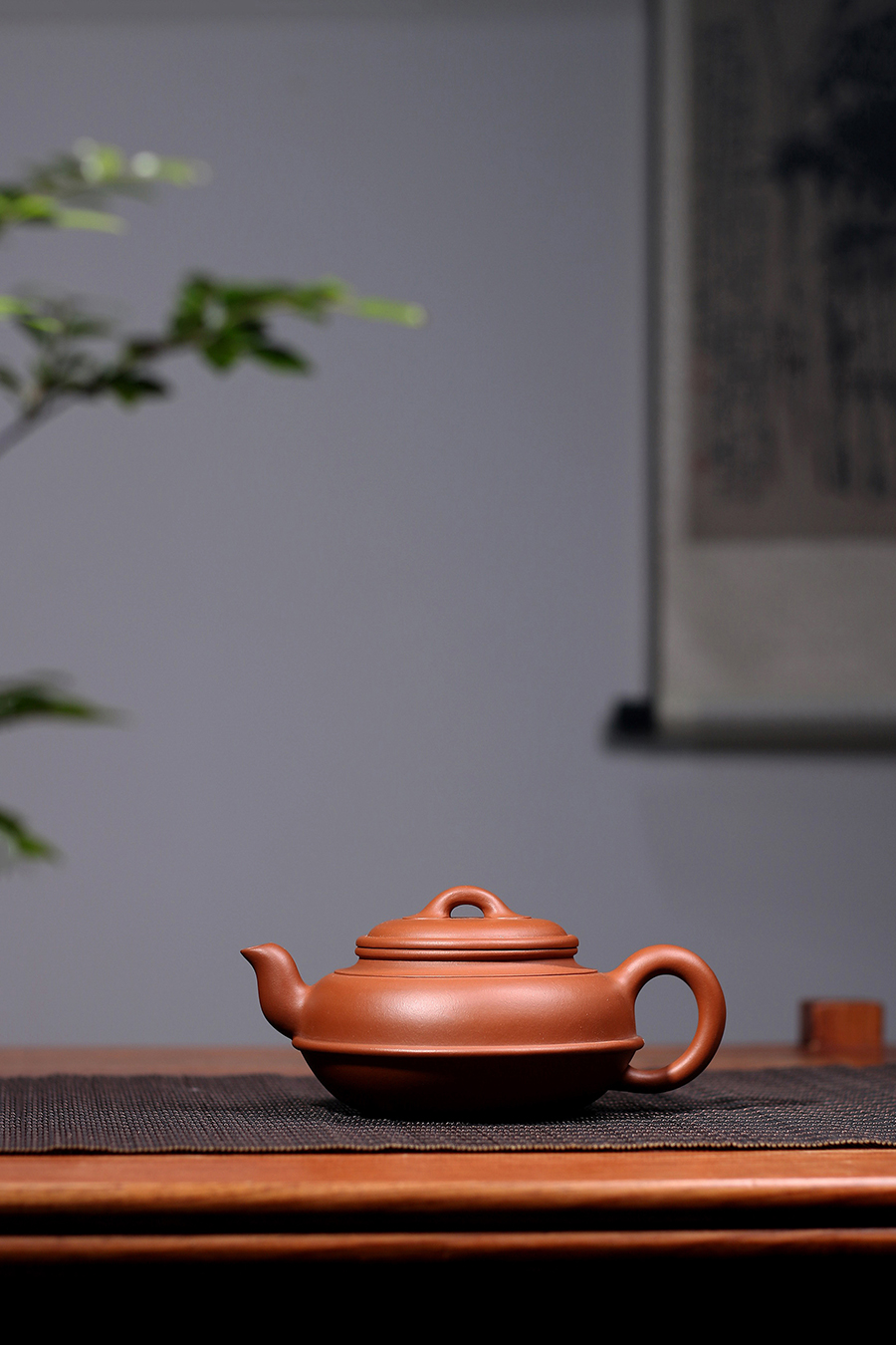 名家曹婉芬作品《红线圆》