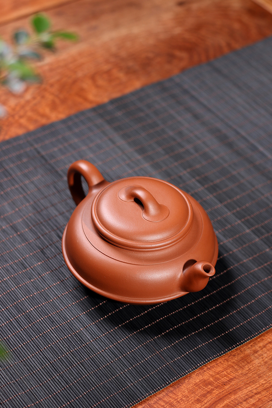 名家曹婉芬作品《红线圆》