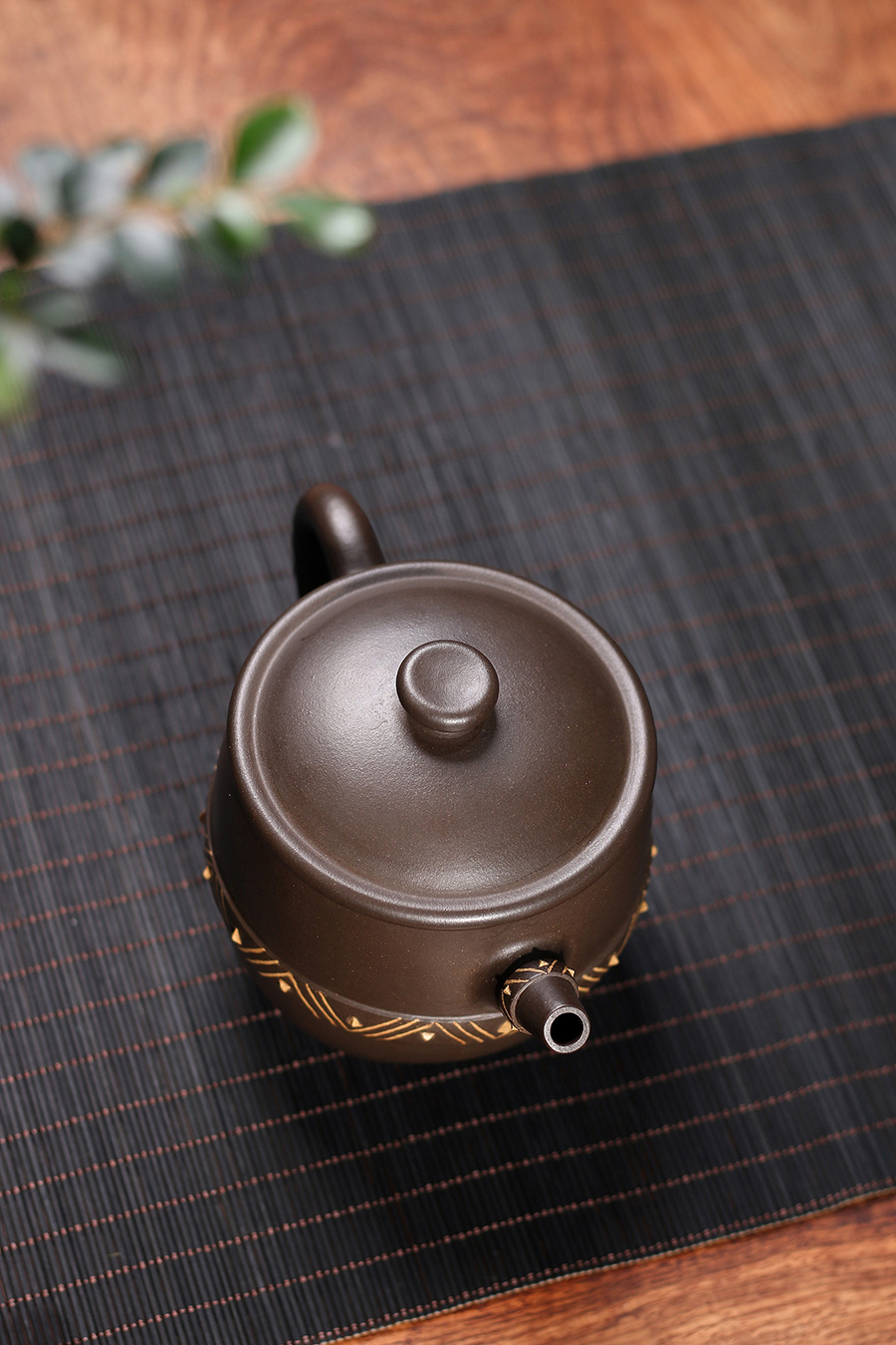 名家徐达明作品《陶鬲壶》