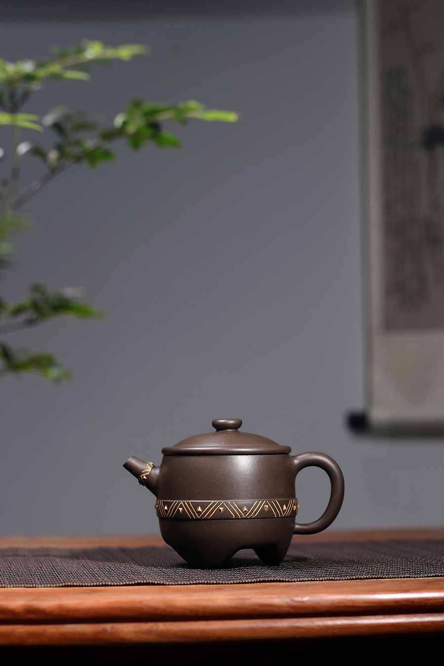 名家徐达明作品《陶鬲壶》