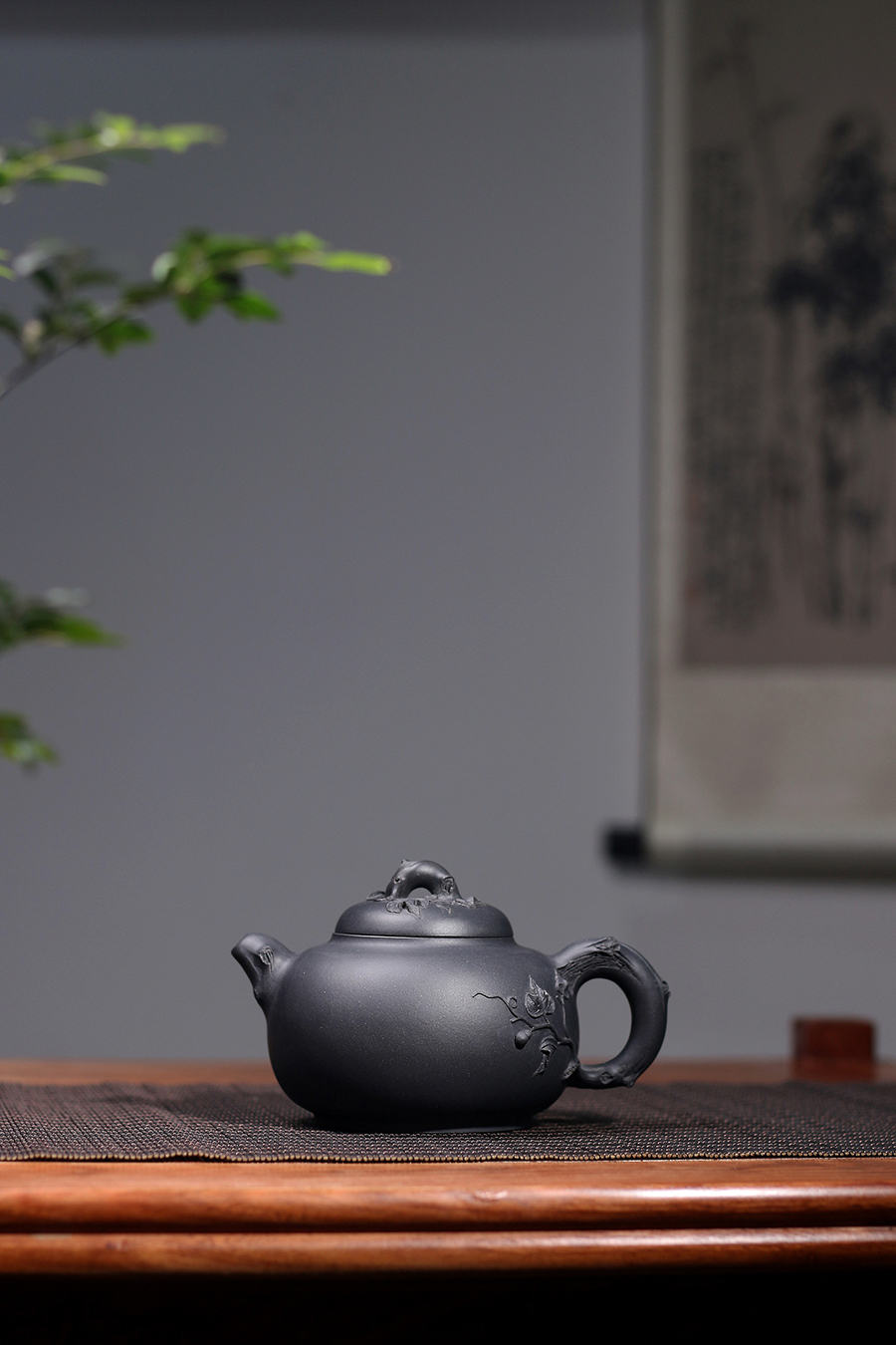 名家周忠军作品《瓜瓞绵绵壶》