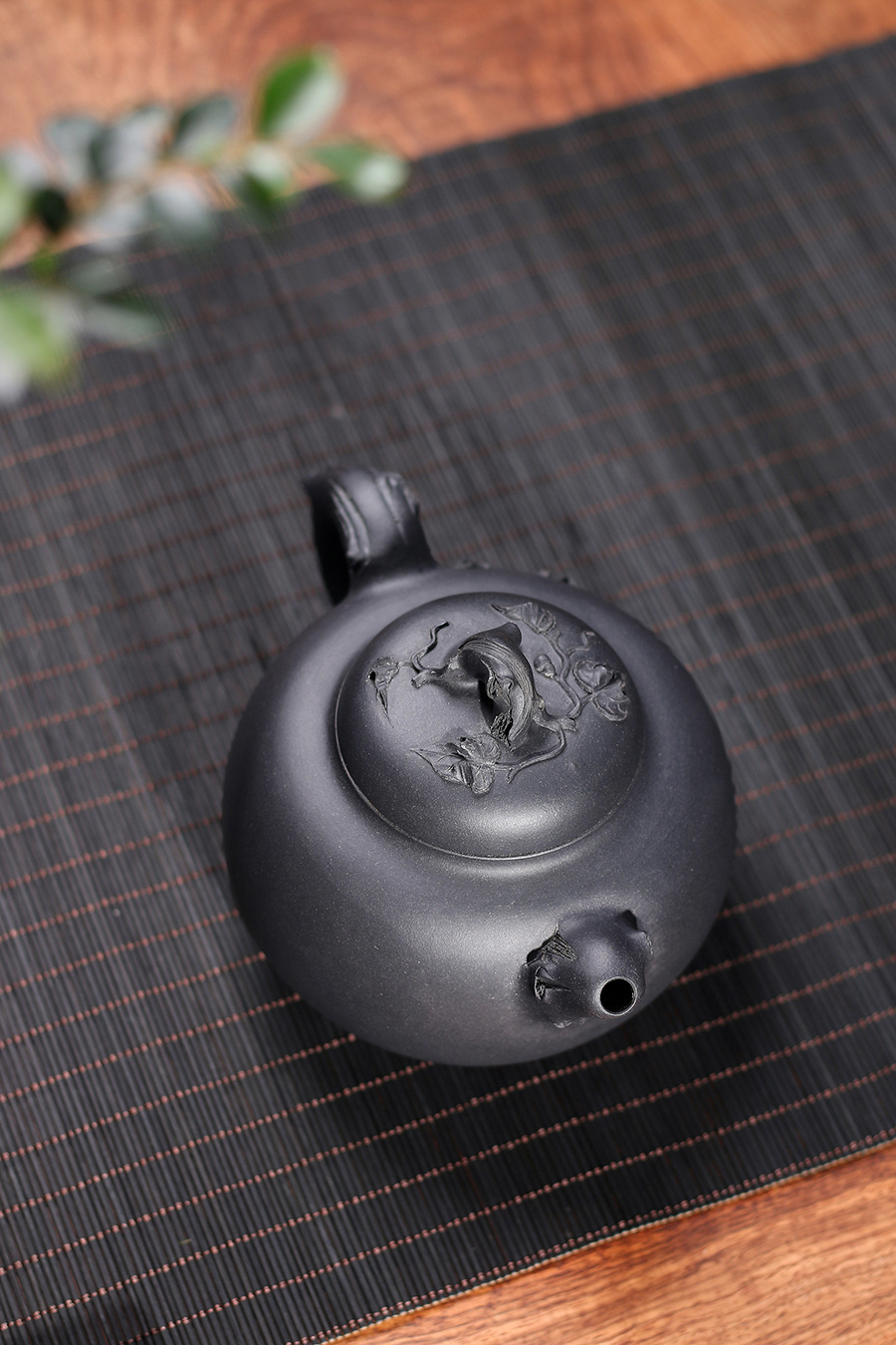 名家周忠军作品《瓜瓞绵绵壶》