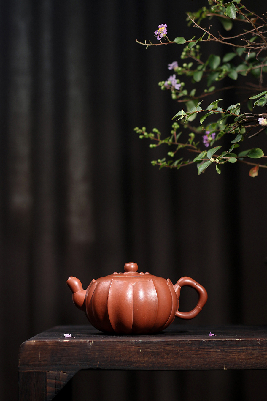 凌锡苟制莲子壶