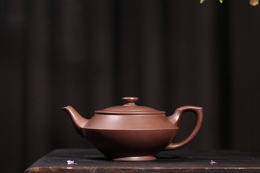 李碧芳制汉君壶