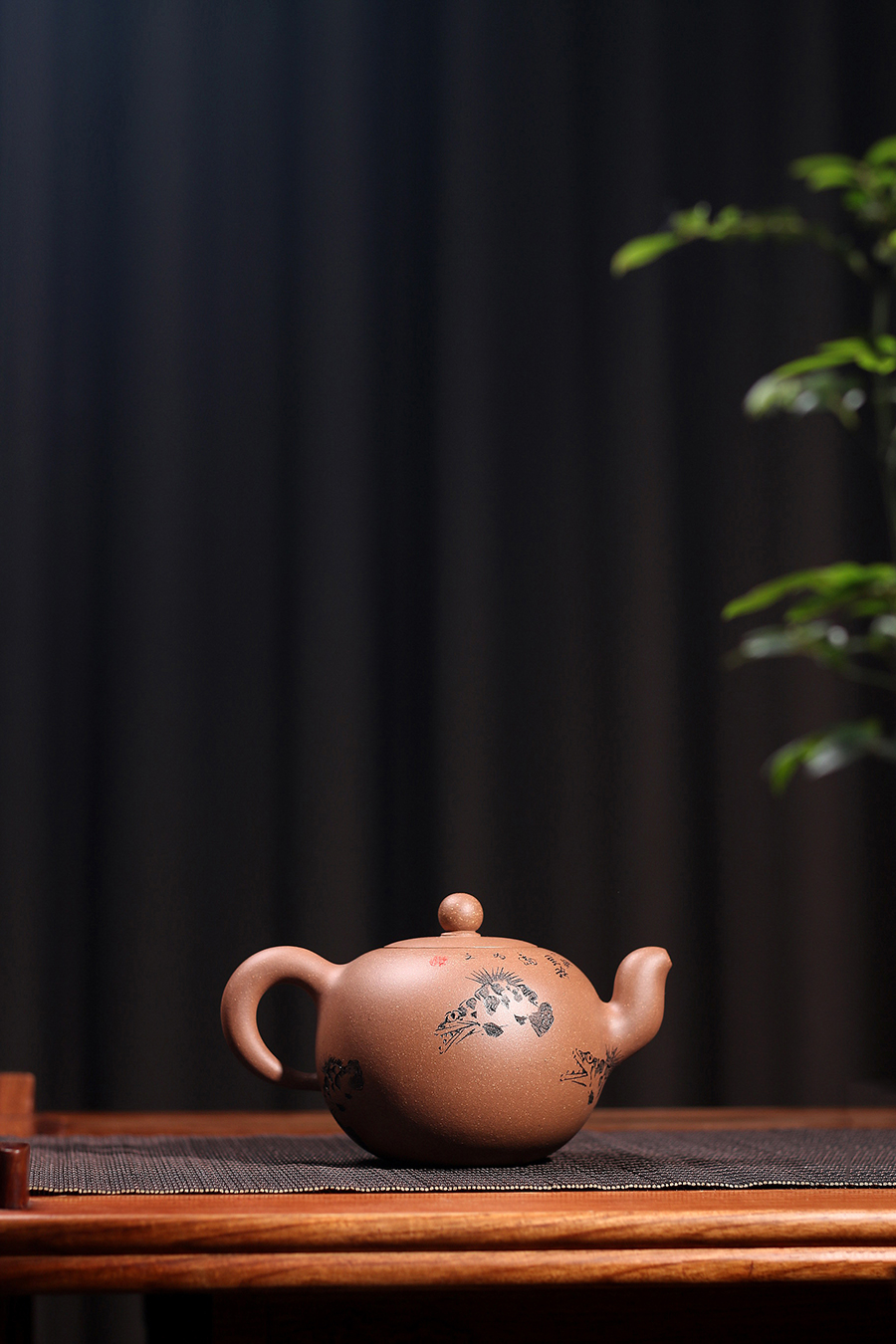 厉上清铭刻一粒珠壶