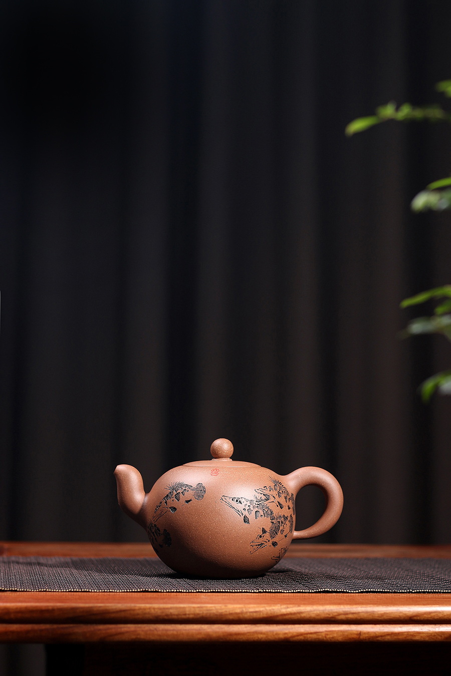 厉上清铭刻一粒珠壶