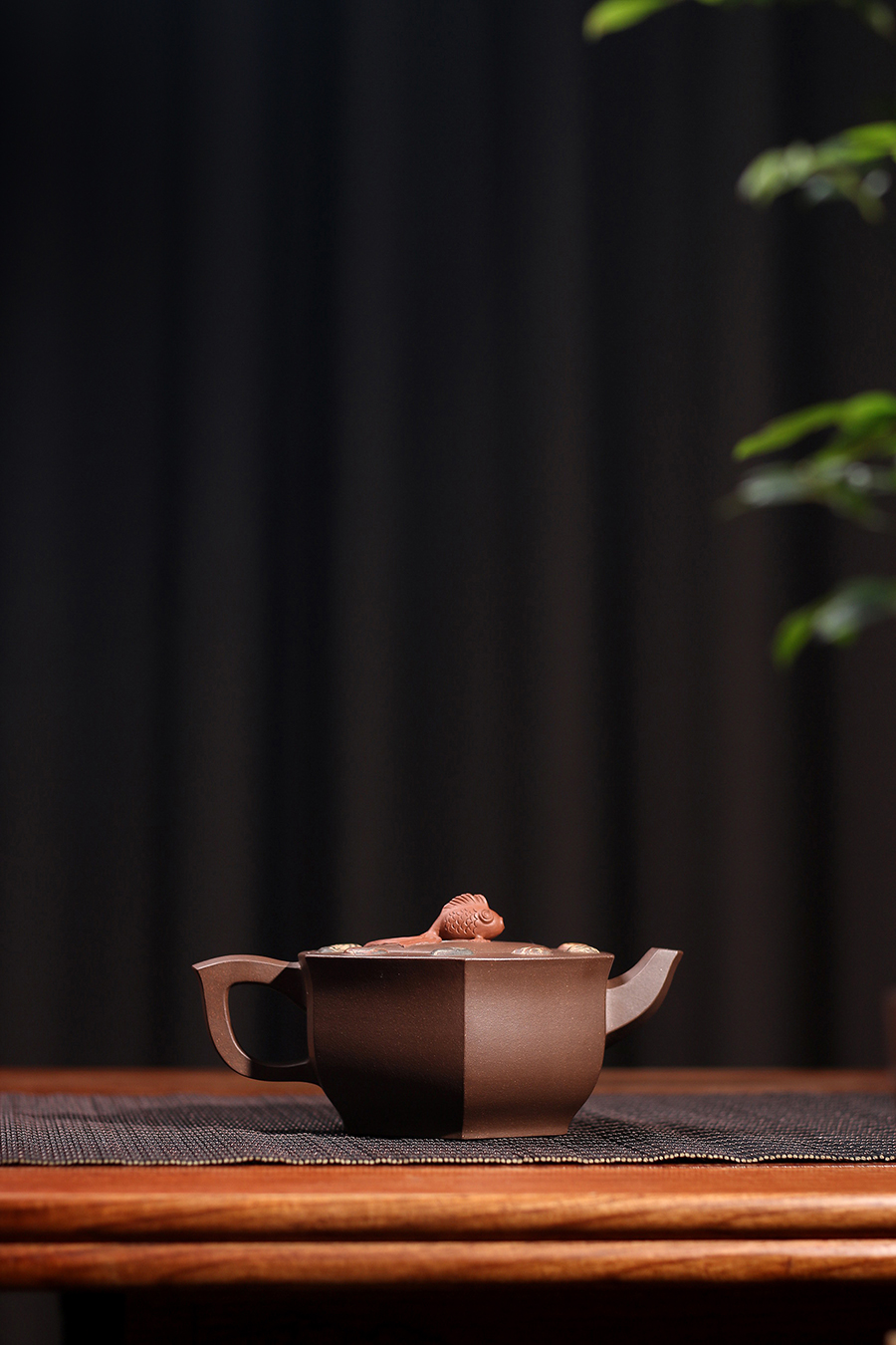 孔小明制薄胎鱼水情壶