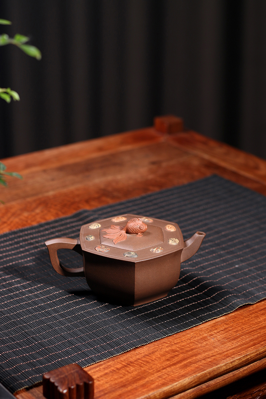 孔小明制薄胎鱼水情壶