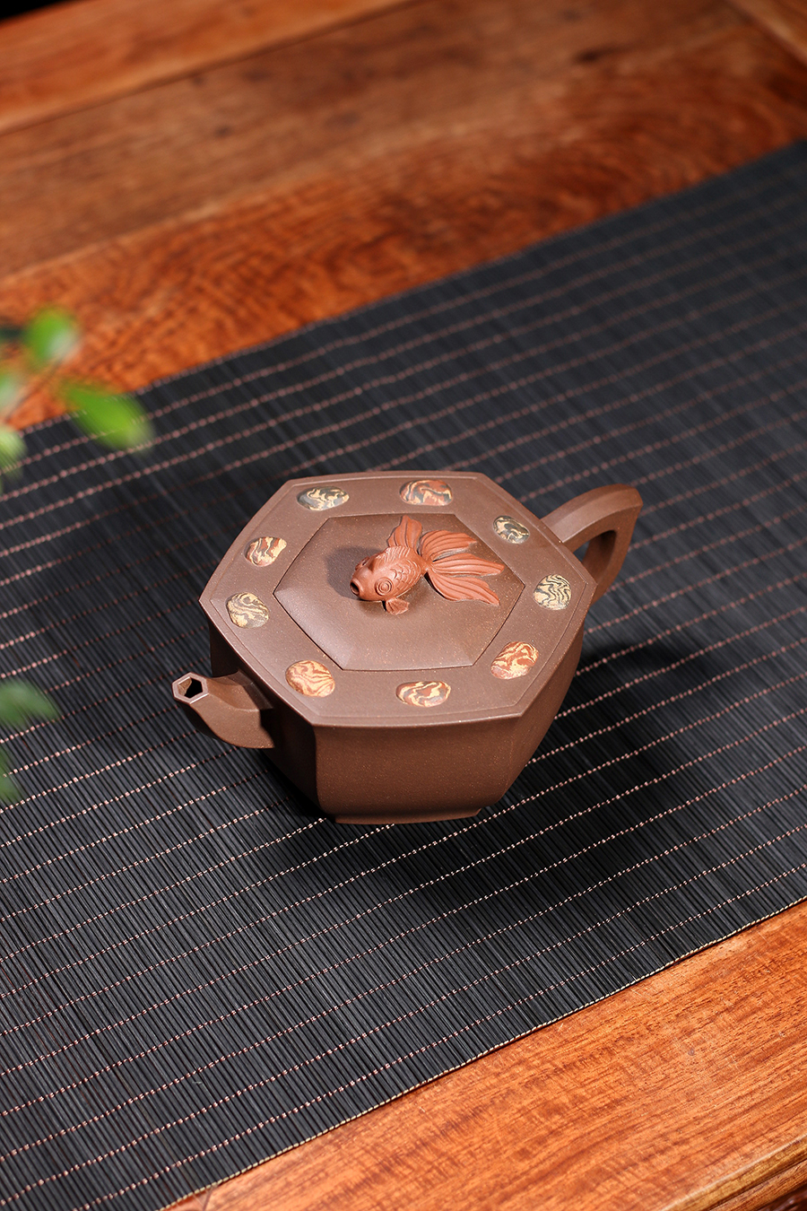 孔小明制薄胎鱼水情壶