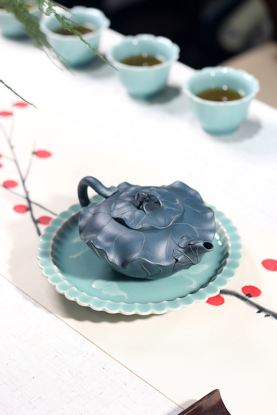 高建芳制青蛙荷叶壶