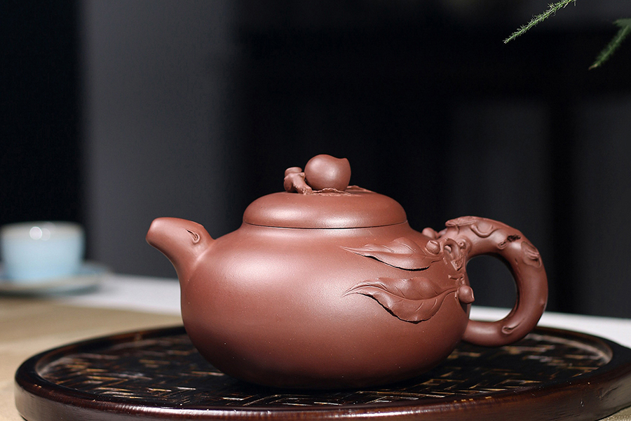 王铭东制野趣壶