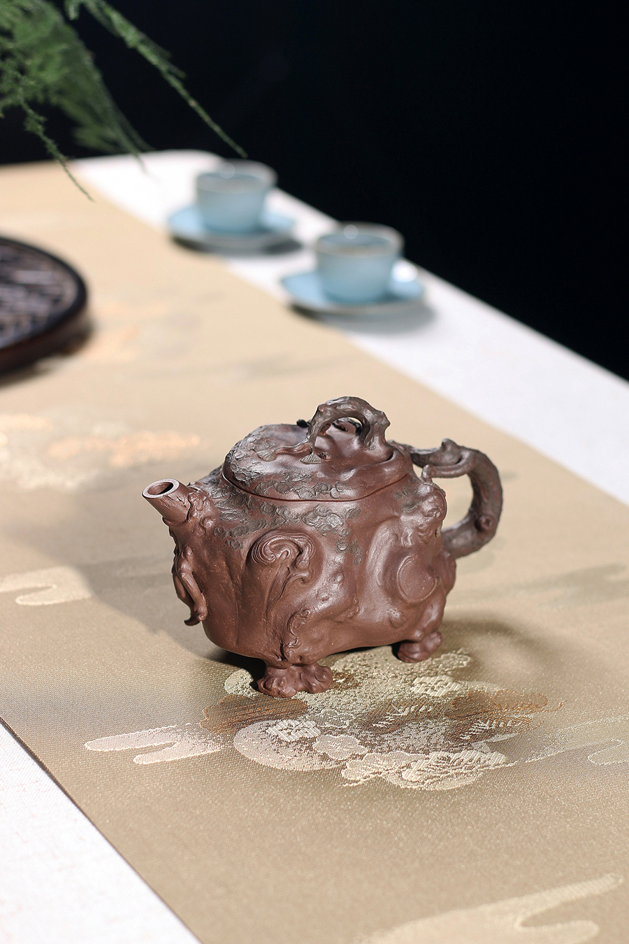 徐达明王秀芳伉俪合制百岁树桩壶