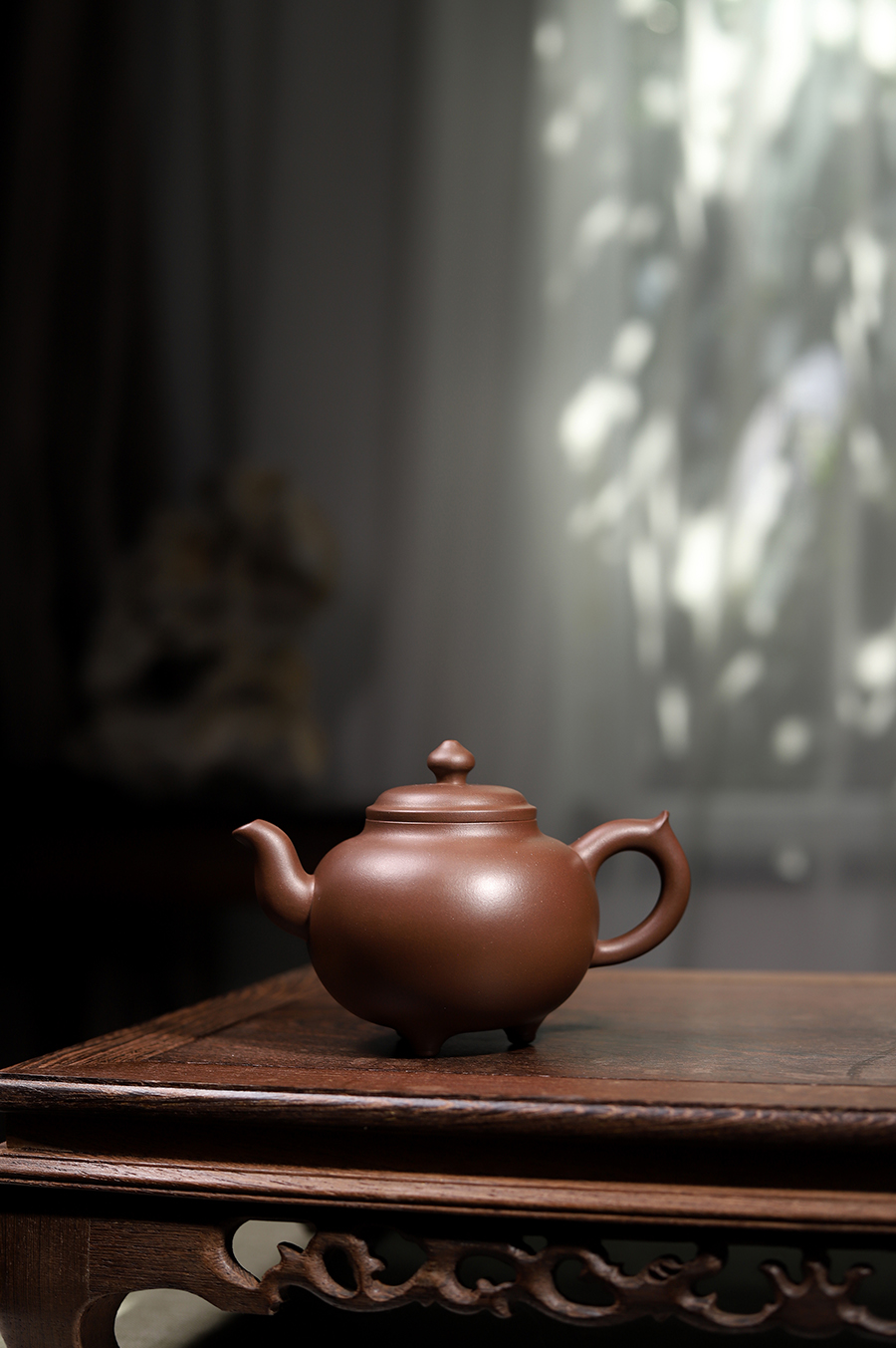 高旭峰制三足壶