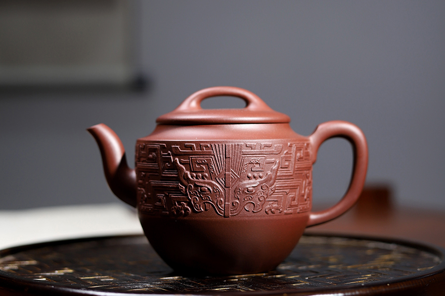 叶永君制尚古之风青铜纹壶
