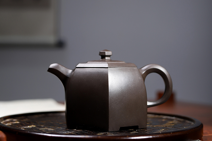 鲍廷博制六方博华壶