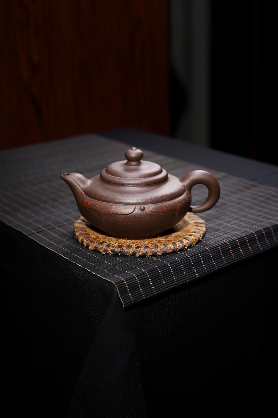 蒋小彦制优扬壶