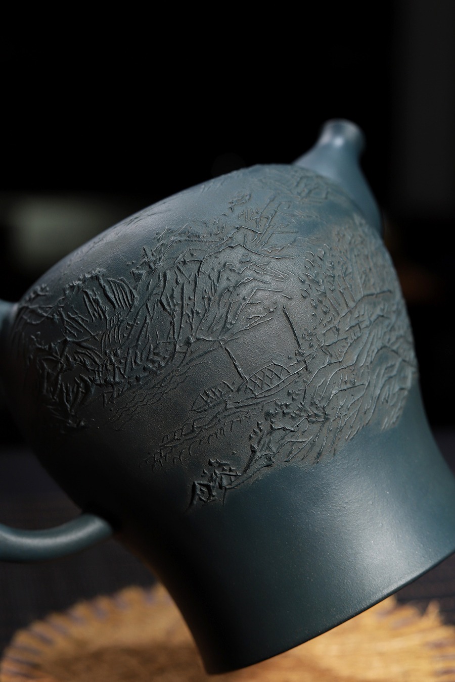 胡永成制风光壶(与吴鸣合制)