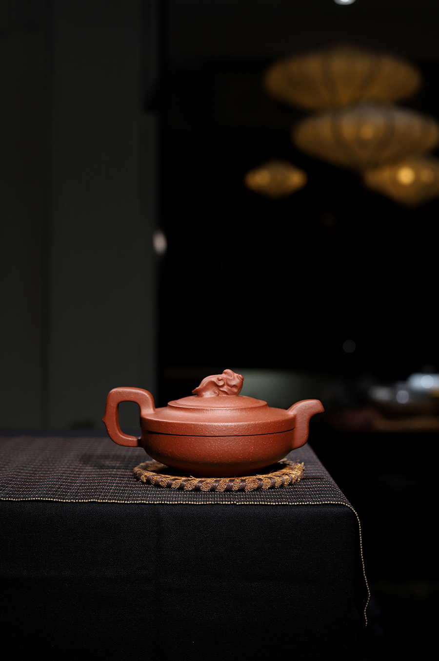 蒋小彦制晨言趣味壶