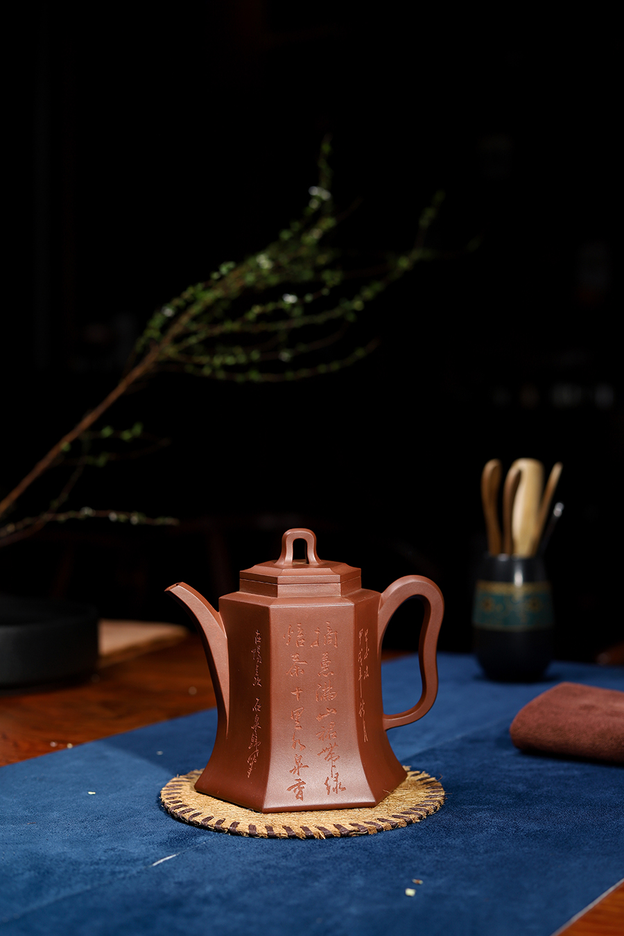 庄玉林制六方珏智壶(谭泉海装饰)